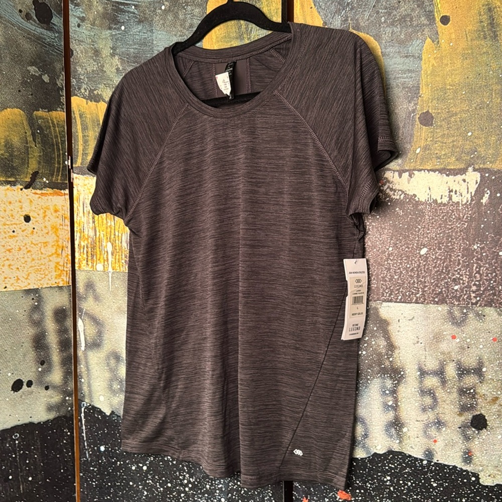 🌻 Leg3end Ladies Black and Gray Athletic Active Top NWT